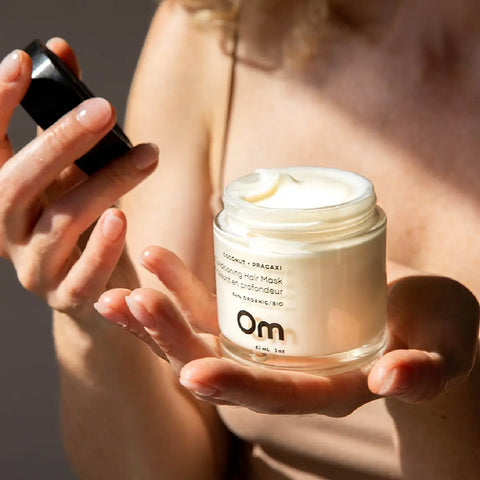 Om Skincare - Coconut + Pracaxi Deep Conditioning Hair Mask